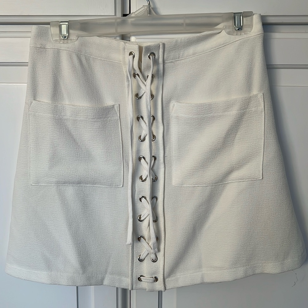 Abbeline white skirt